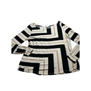 Women L off-white black abstract sleeve floral blouse shirt, never worn Cato